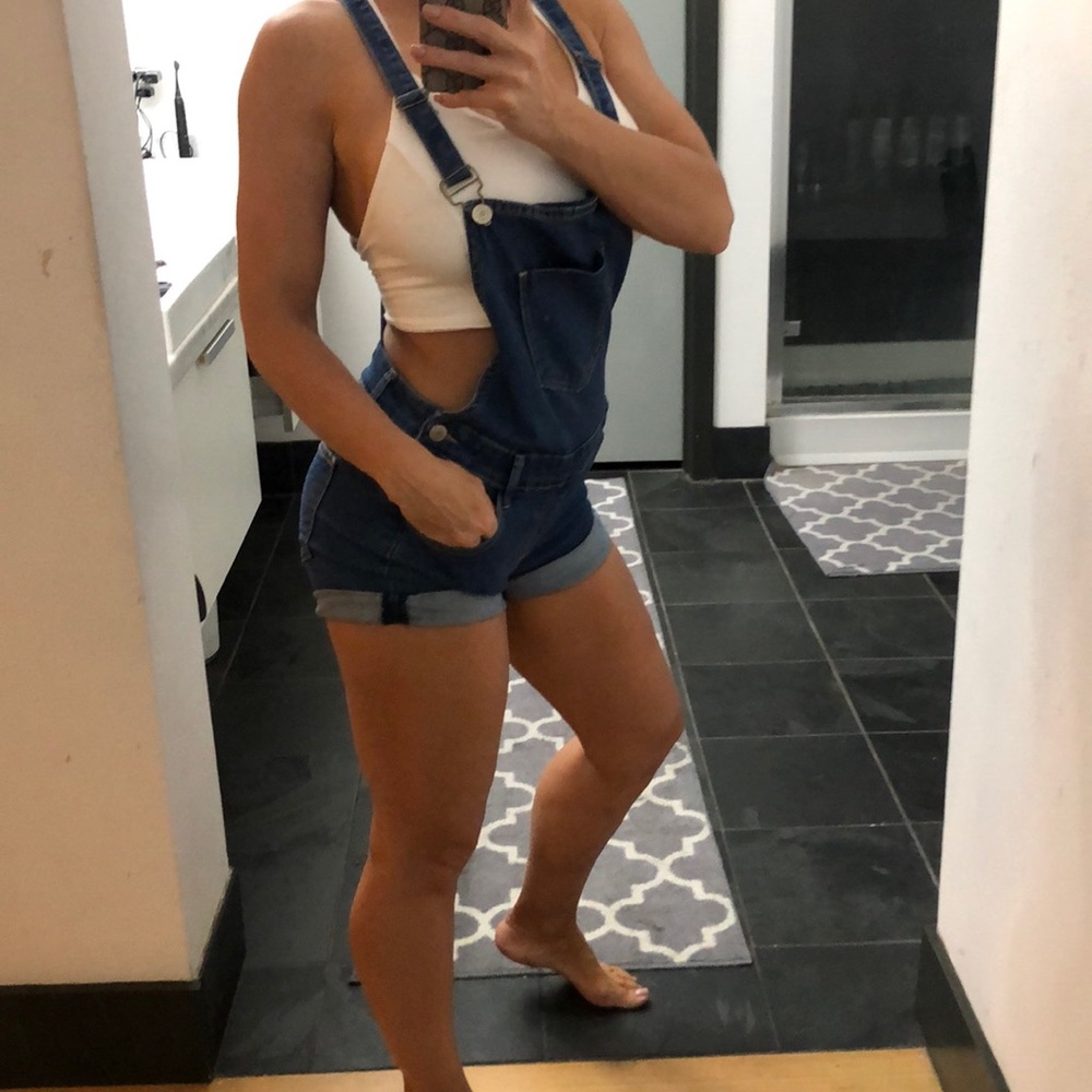 Denim over all shorts - Picture 2 of 3